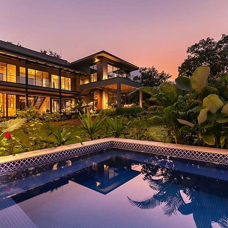 Stayvista At The Charcoal Villa Luxury Collection Alībāg Εξωτερικό φωτογραφία