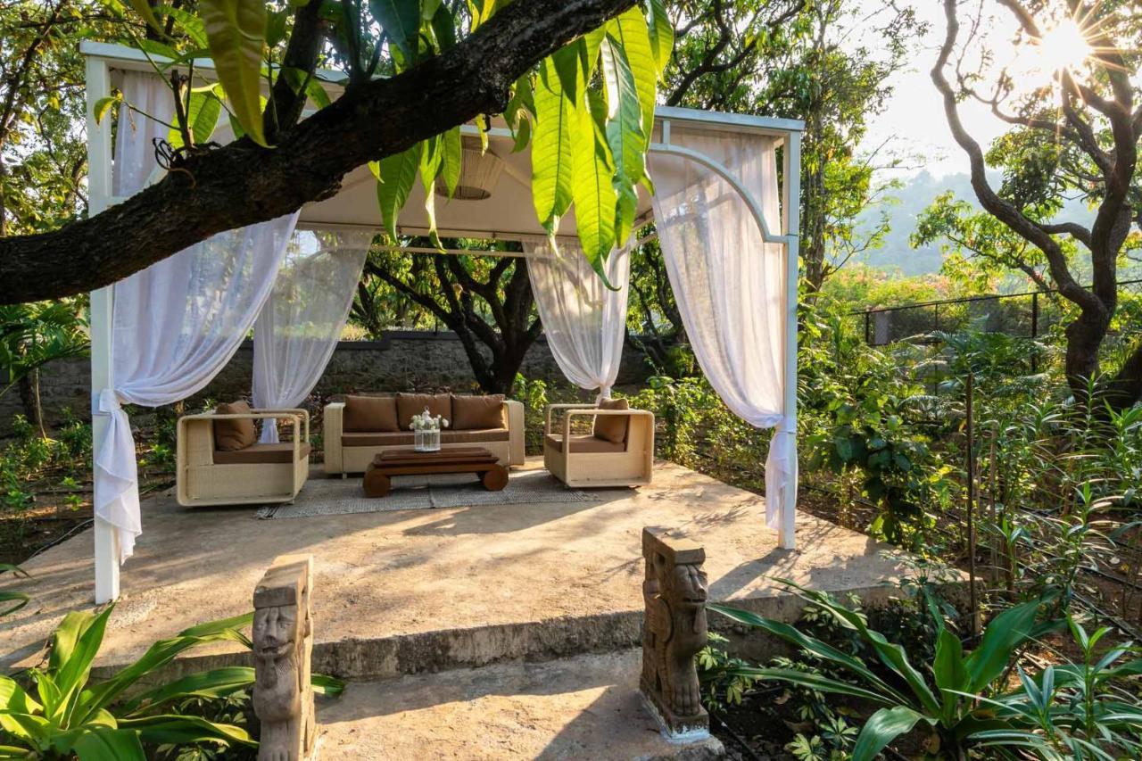 Stayvista At The Charcoal Villa Luxury Collection Alībāg Εξωτερικό φωτογραφία
