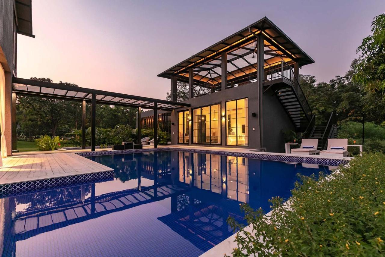 Stayvista At The Charcoal Villa Luxury Collection Alībāg Εξωτερικό φωτογραφία