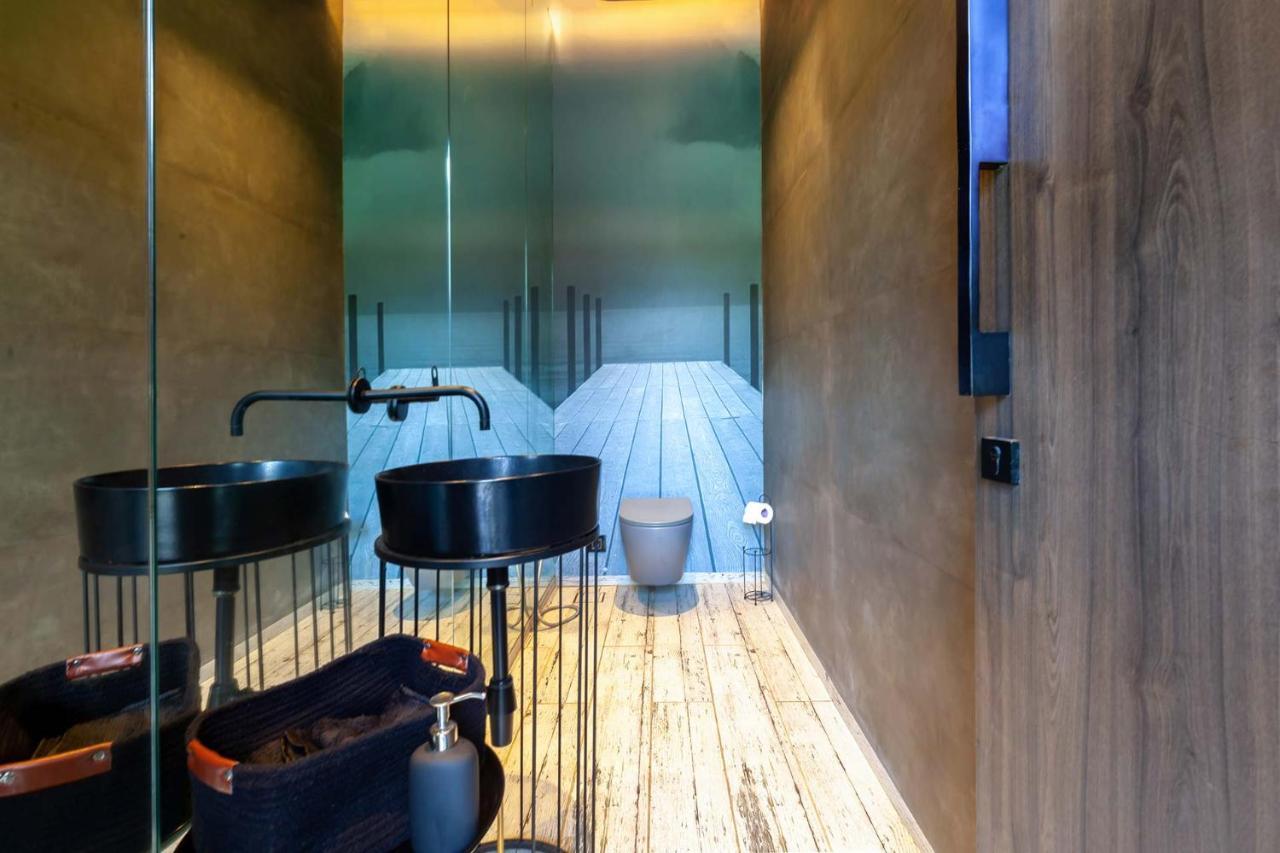 Stayvista At The Charcoal Villa Luxury Collection Alībāg Εξωτερικό φωτογραφία